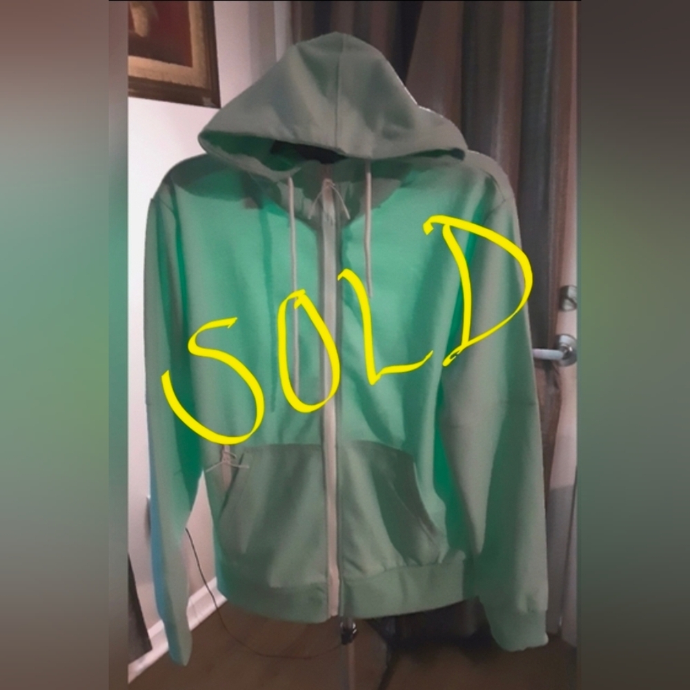 NWT MEN'S (UNISEX) TRUE BORN MINT GREEN SWEATSUIT SIZE MEDIUM